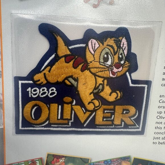 1988 Oliver Disney Collectible Patch Willabee & Ward With Information Card - Picture 2 of 4